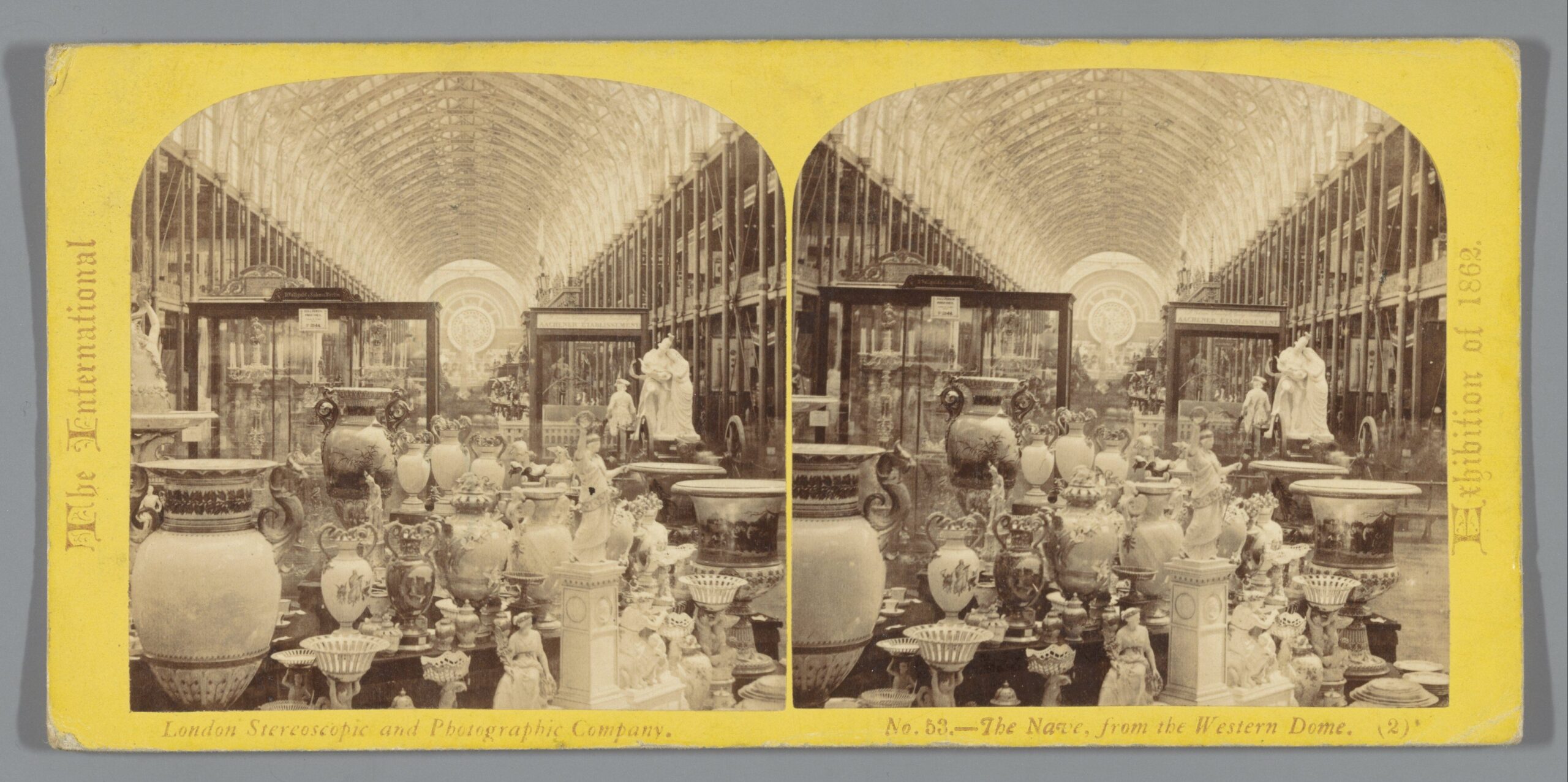 Stereoscopic interior view of the nave at the International Exhibition of 1862